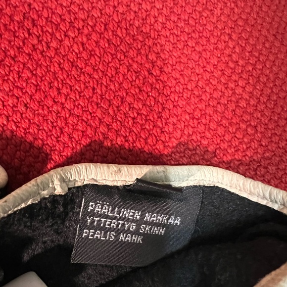 Women black suede gloves by Mutha. - Picture 6 of 6